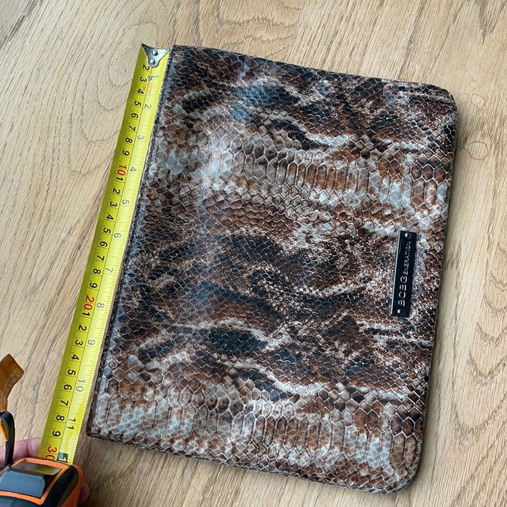 Bcbgeneration Clutch - image 7